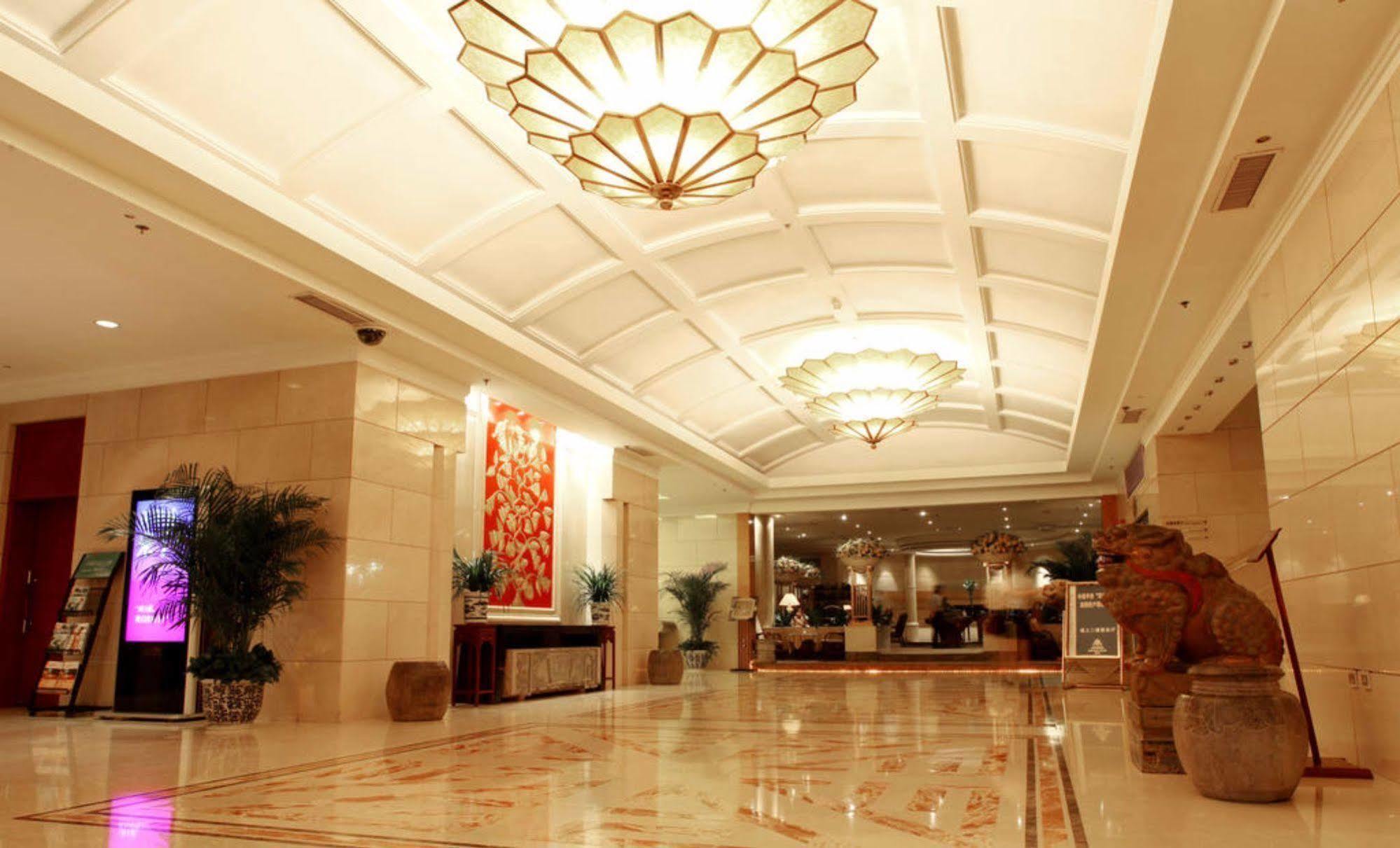 Ramada By Wyndham Xian Bell Tower Xi'an (Shaanxi) Exterior foto